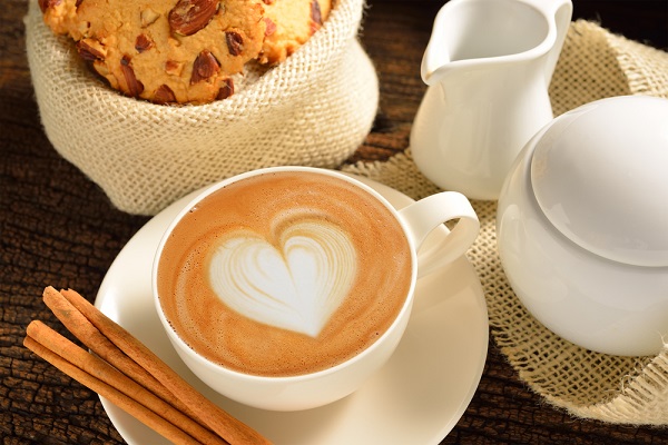 Los baristas aconsejan prestar atención a la leche cuando preparamos café