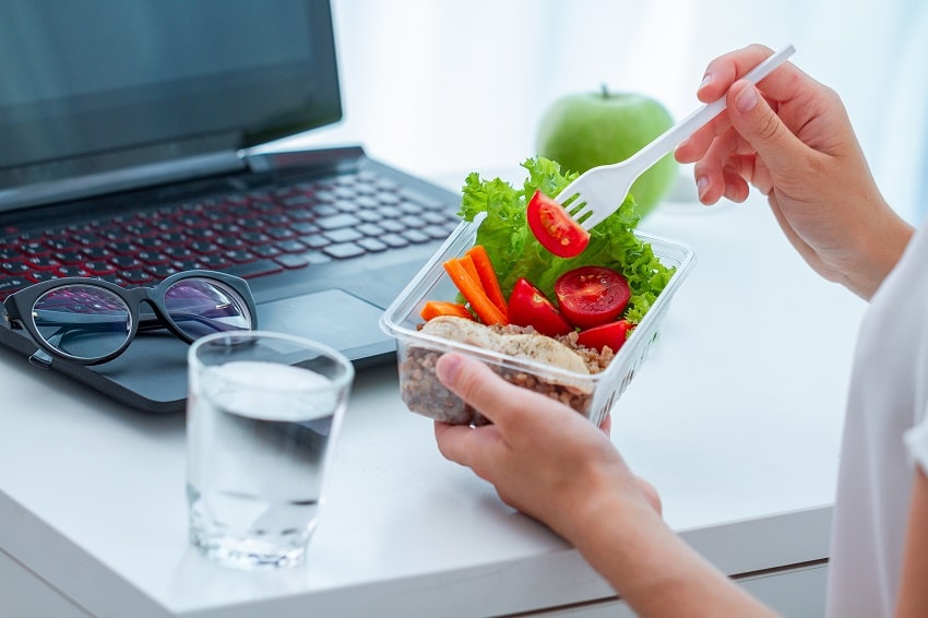 La comida sana en el trabajo aumenta un 20% la productividad