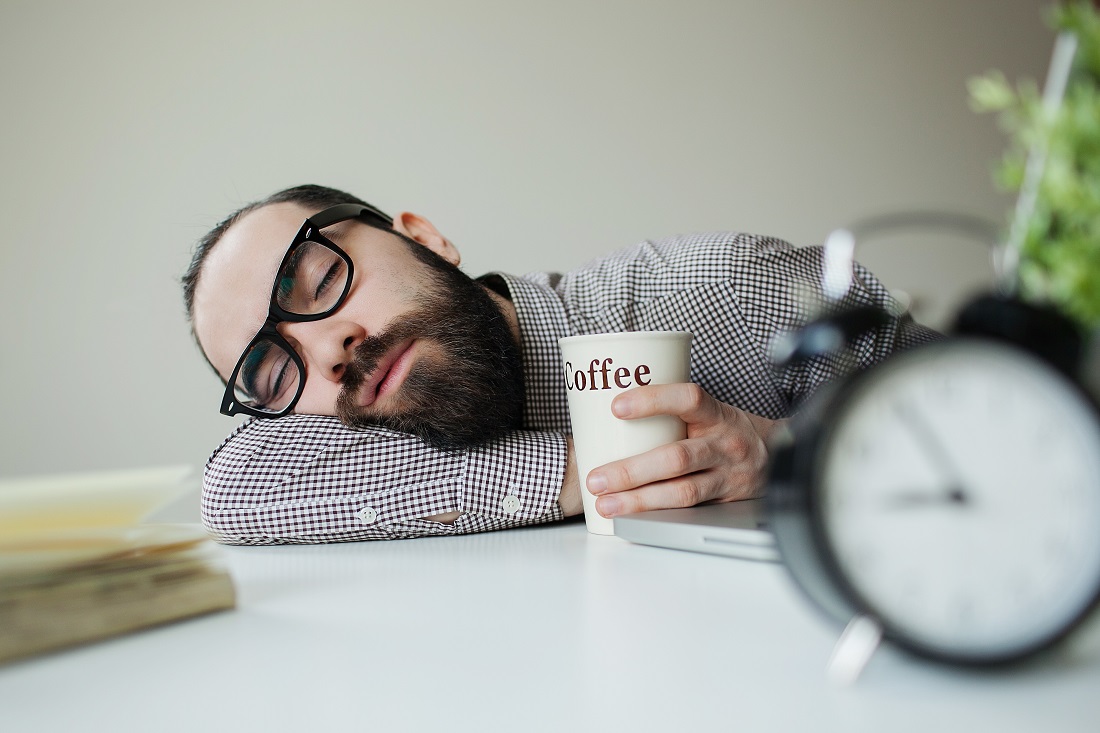 Las siestas con café revolucionan los trabajos con turno de noche