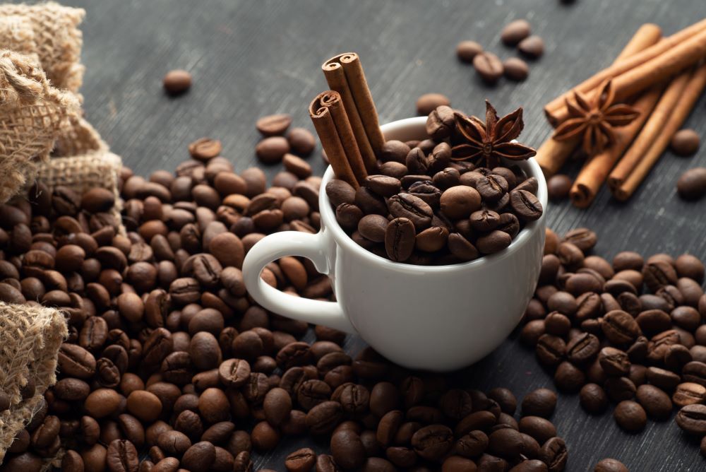 ¿No te gusta el café amargo? Descubre nuestras 4 formas preferidas de endulzar el café